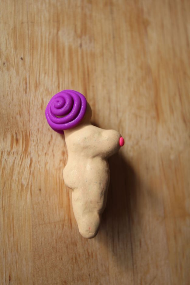 Side view: who needs arms when you're shaped like this?